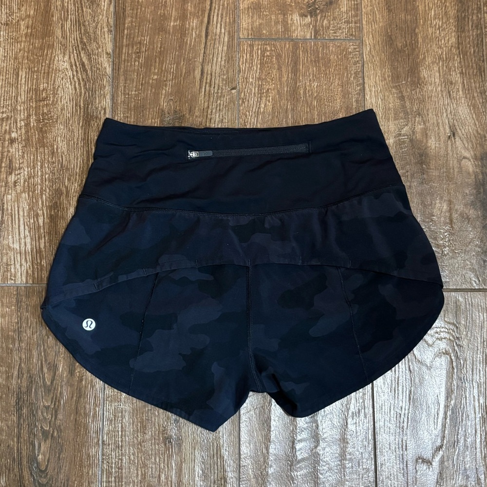 Lululemon Speed Up High-Rise Lined Short 2.5" black camo